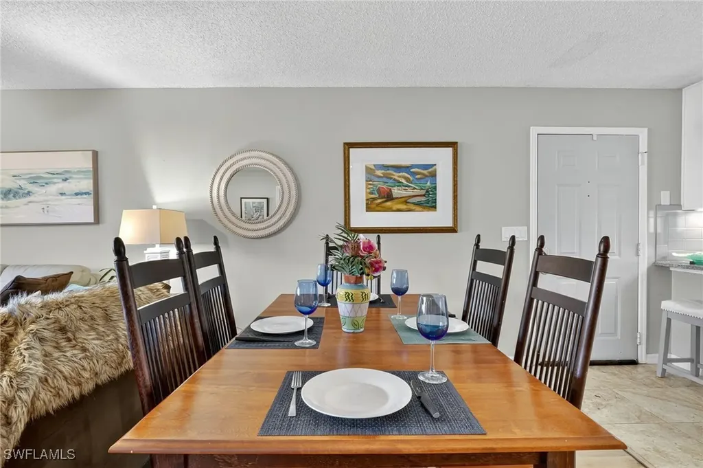 2142 Arbour Walk Circle Naples FL 34109