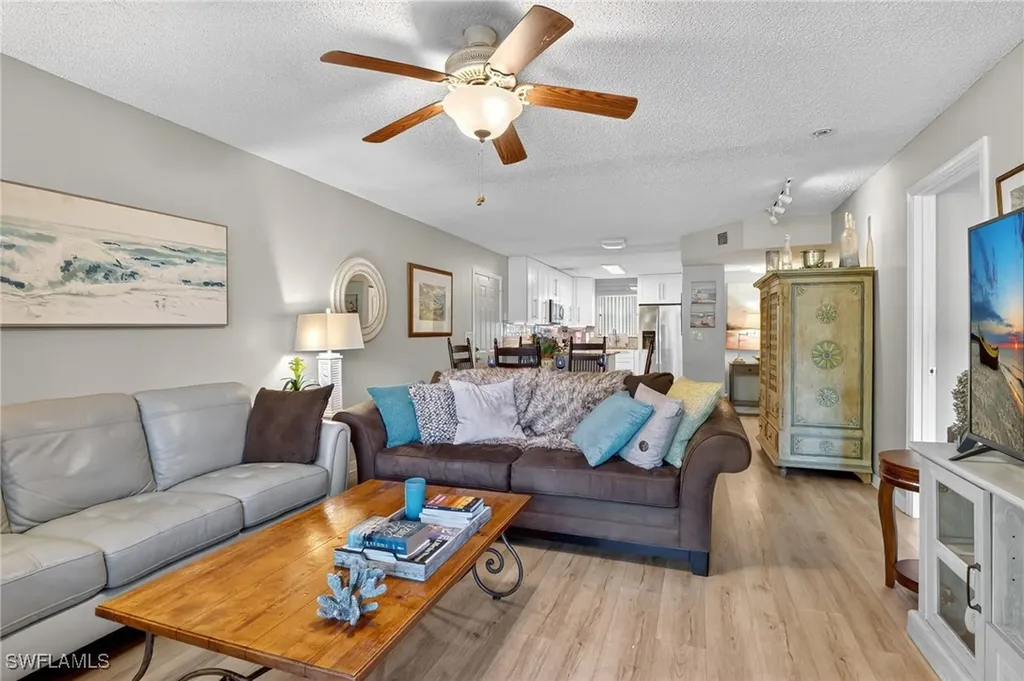 2142 Arbour Walk Circle Naples FL 34109