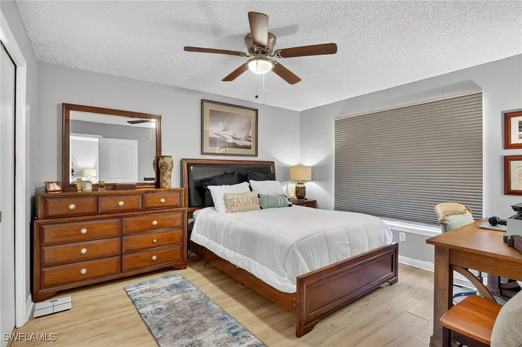 2142 Arbour Walk Circle Naples FL 34109
