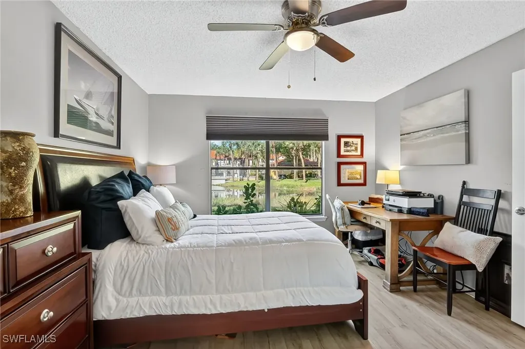 2142 Arbour Walk Circle Naples FL 34109
