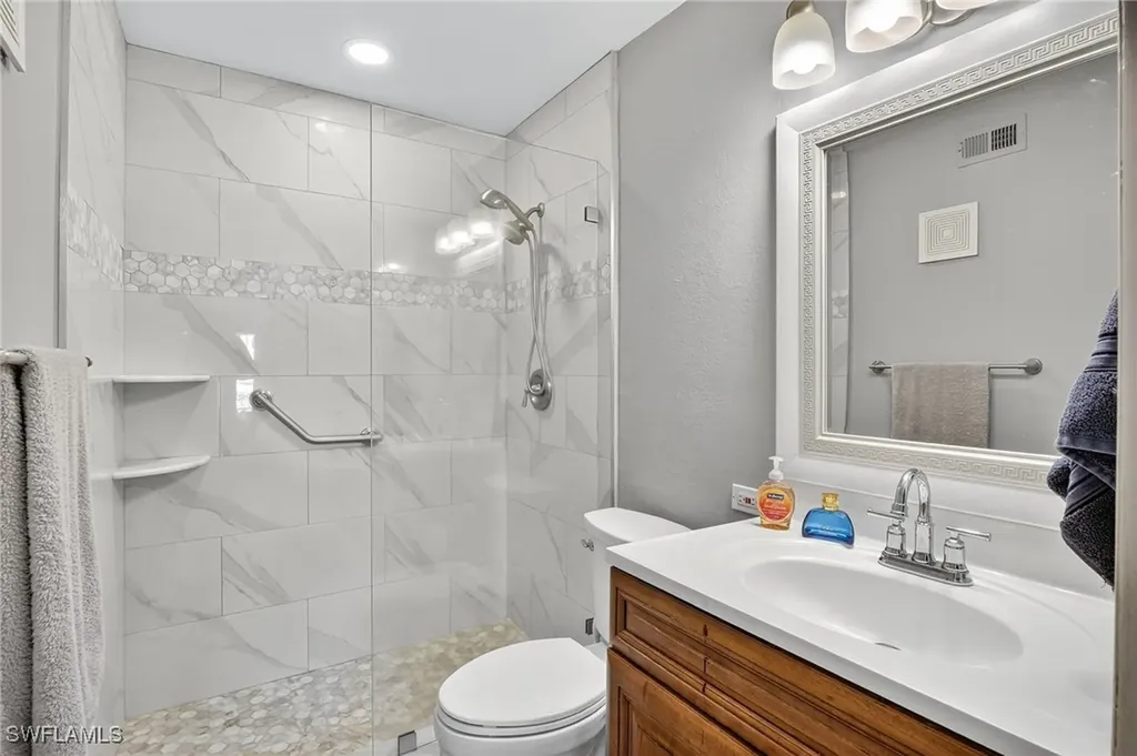 2142 Arbour Walk Circle Naples FL 34109