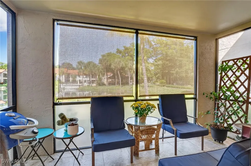 2142 Arbour Walk Circle Naples FL 34109