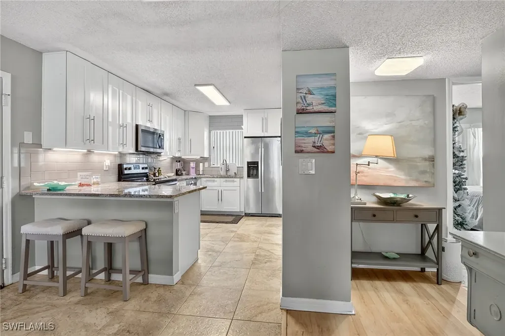 2142 Arbour Walk Circle Naples FL 34109
