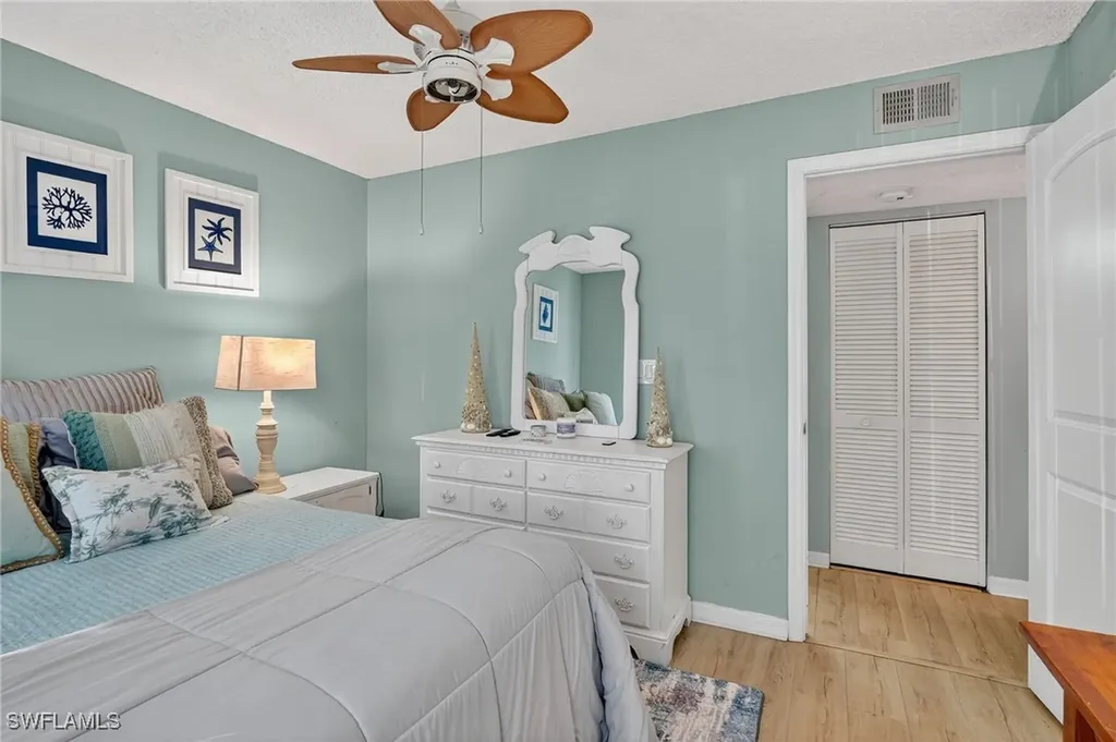 2142 Arbour Walk Circle Naples FL 34109
