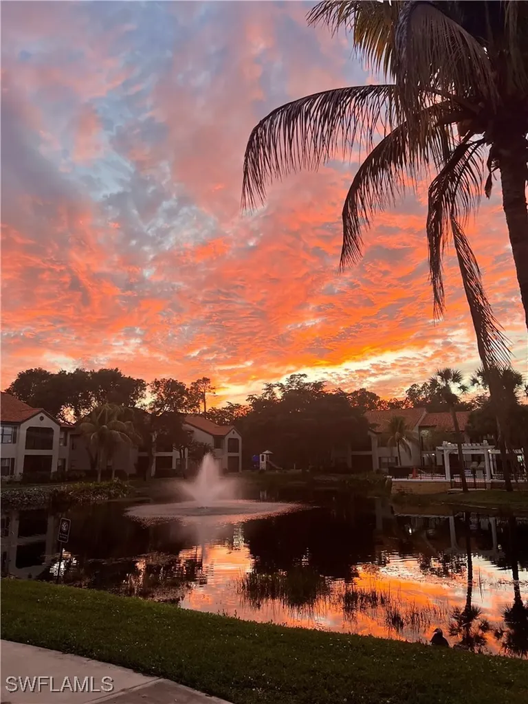 2142 Arbour Walk Circle Naples FL 34109
