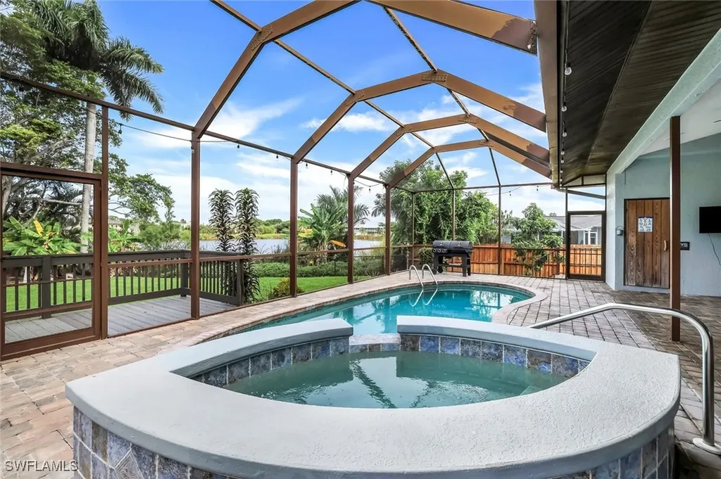 Marco Island FL, 392 Yellowbird Street