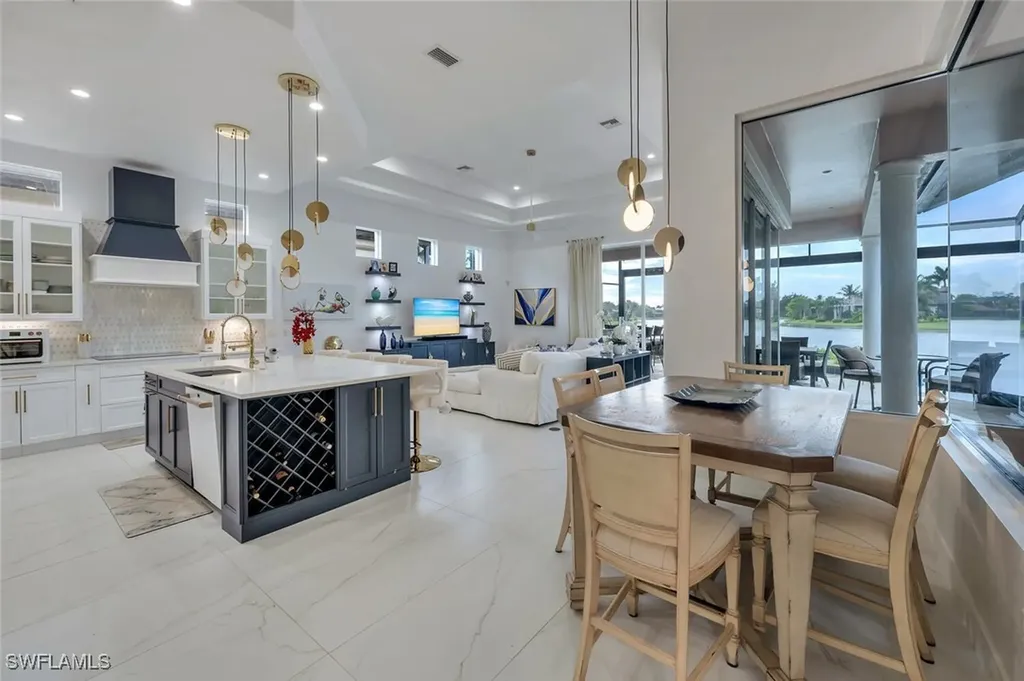 8957 Shenendoah Circle Naples FL 34113