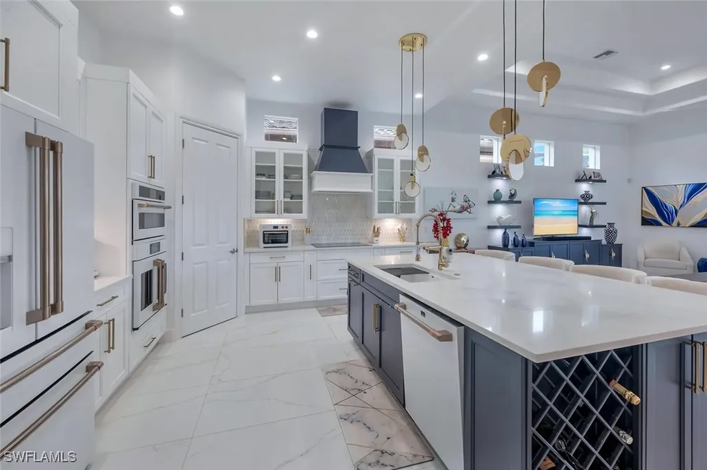 8957 Shenendoah Circle Naples FL 34113