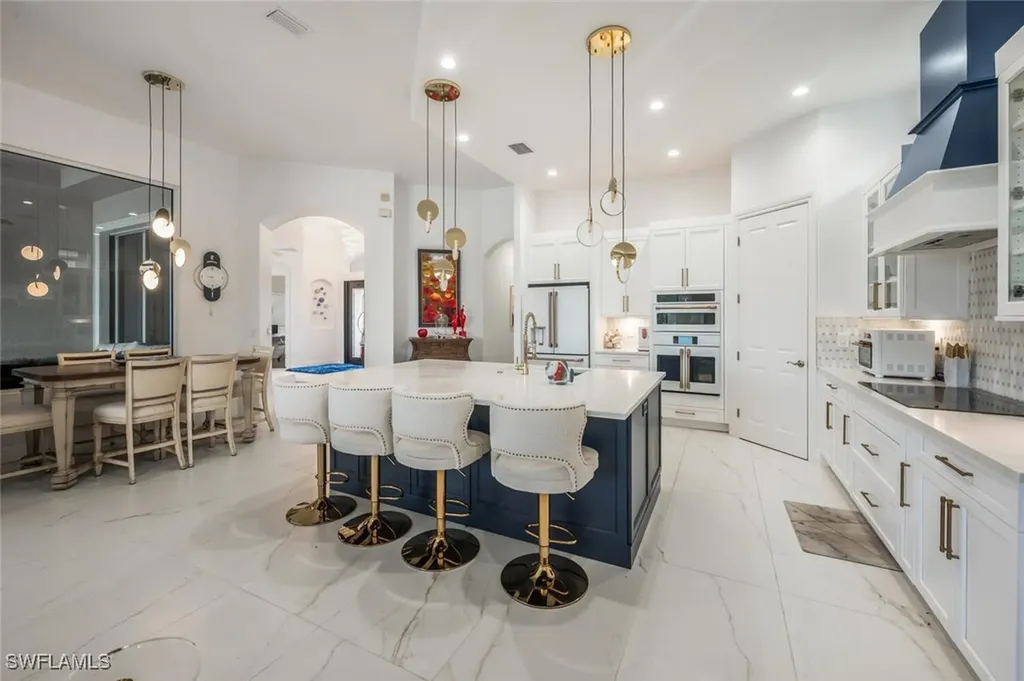 8957 Shenendoah Circle Naples FL 34113