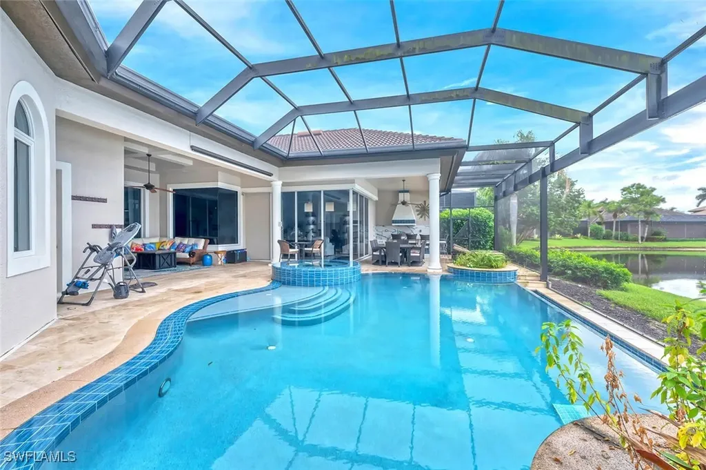 8957 Shenendoah Circle Naples FL 34113