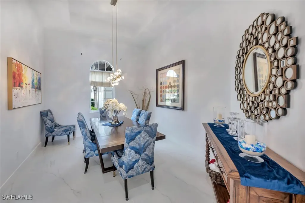 8957 Shenendoah Circle Naples FL 34113