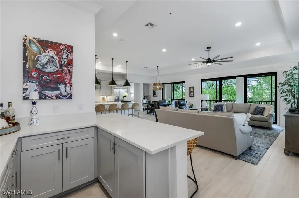 2472 Breakwater Way Naples FL 34112