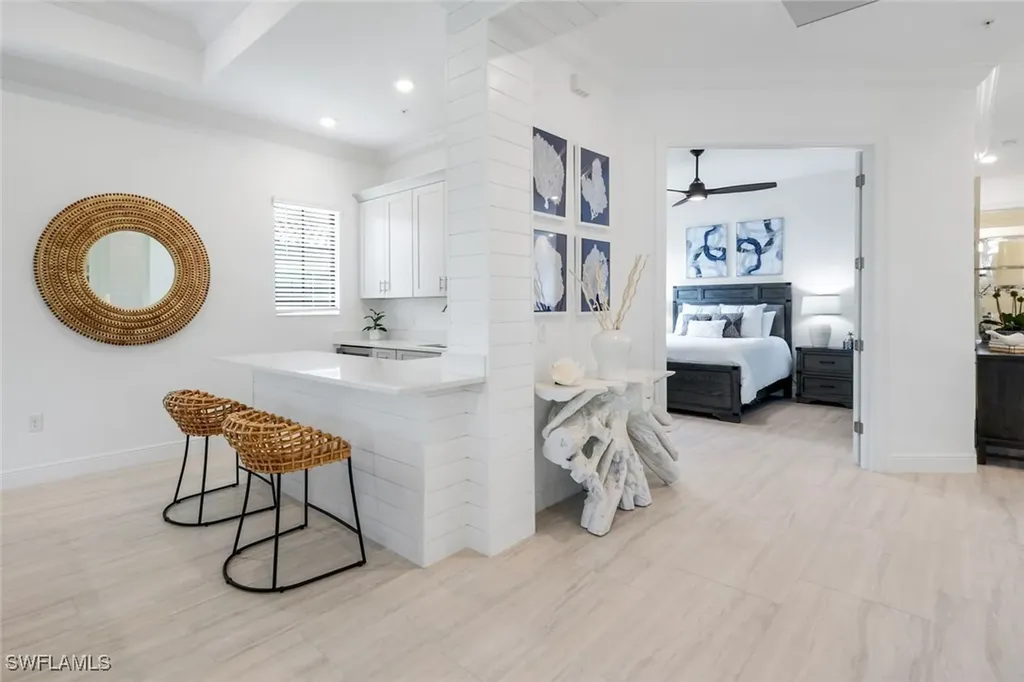 2472 Breakwater Way Naples FL 34112