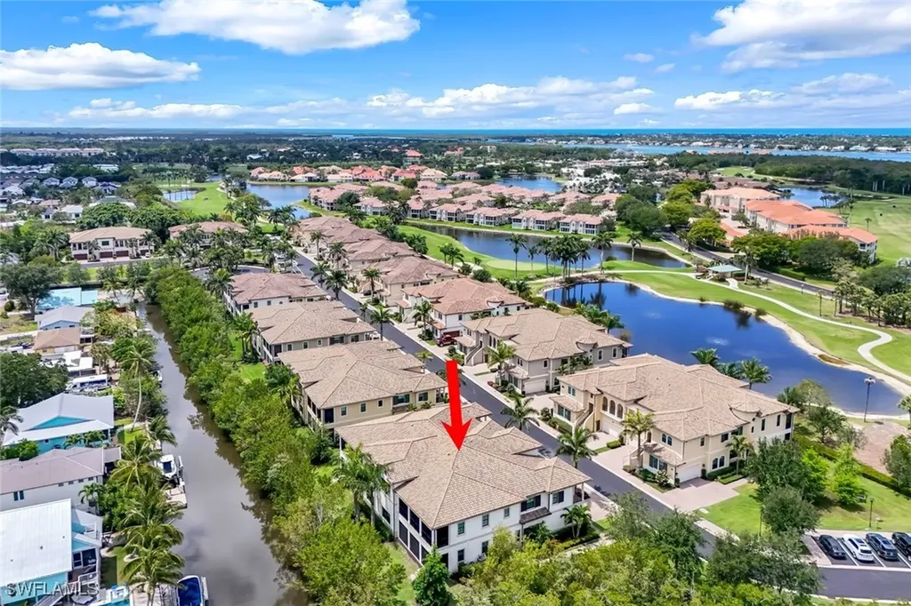 2472 Breakwater Way Naples FL 34112