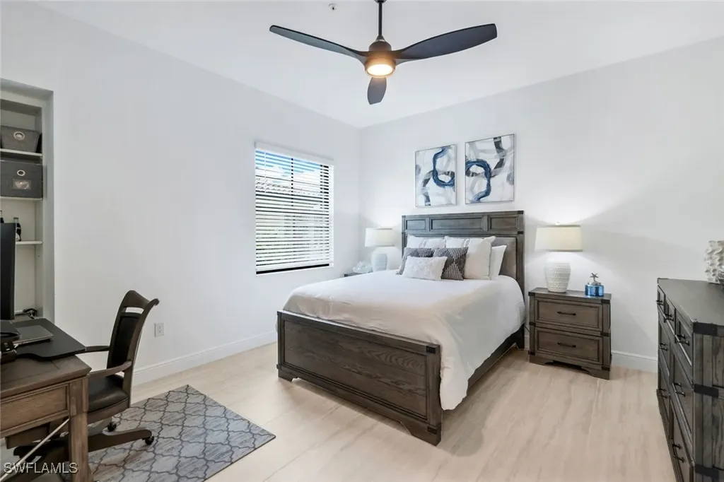 2472 Breakwater Way Naples FL 34112