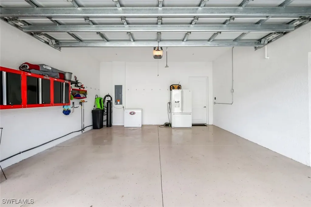 2472 Breakwater Way Naples FL 34112