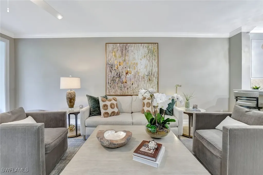 7087 Barrington Circle Naples FL 34108