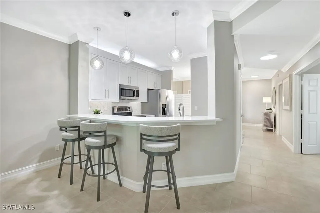 7087 Barrington Circle Naples FL 34108