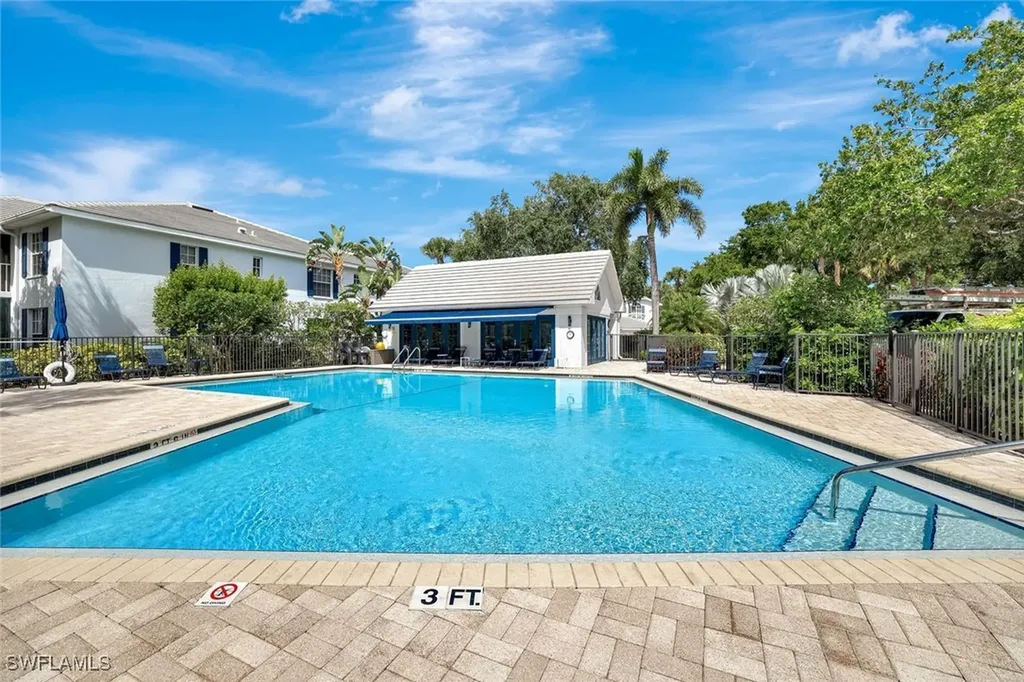 7087 Barrington Circle Naples FL 34108