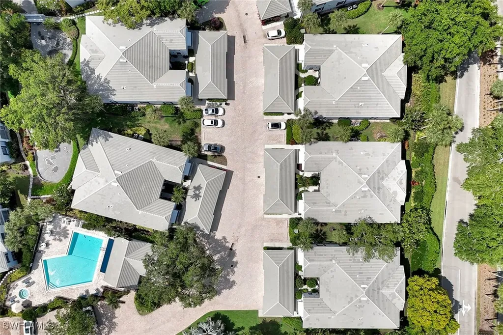 7087 Barrington Circle Naples FL 34108