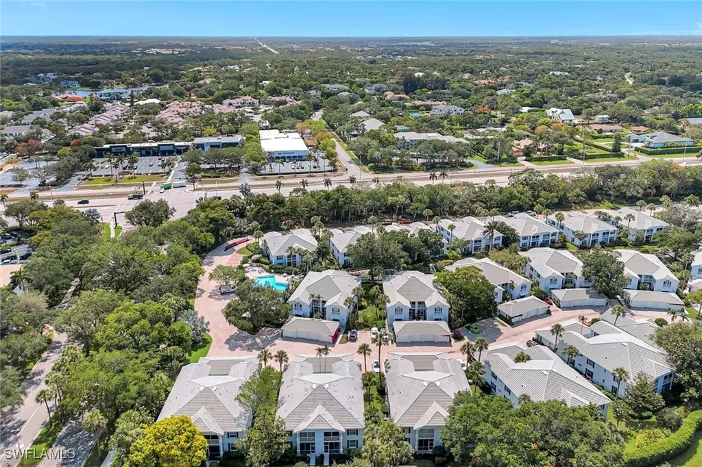 7087 Barrington Circle Naples FL 34108