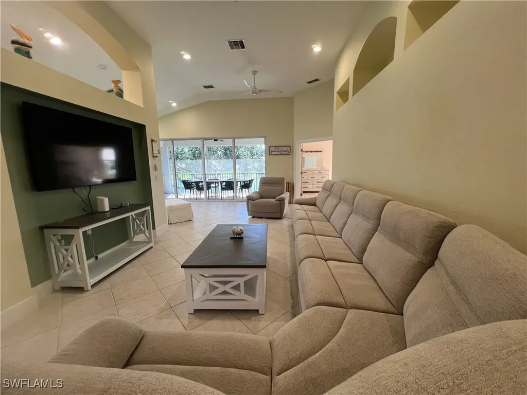 6809 Ascot Drive Naples FL 34113