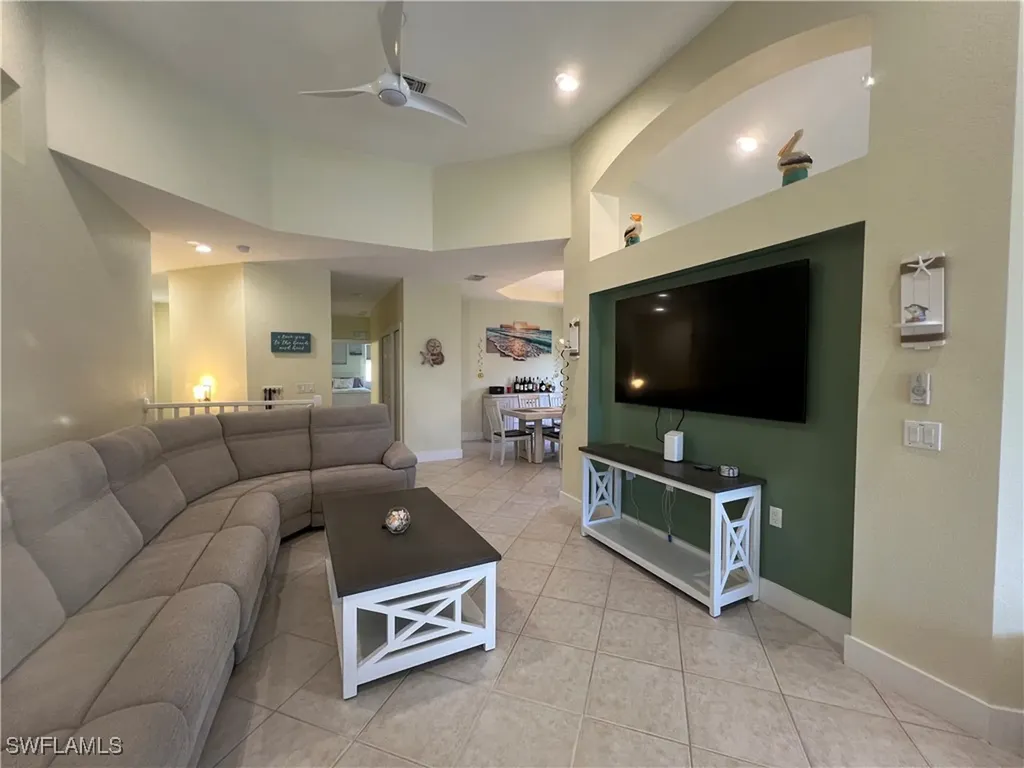 6809 Ascot Drive Naples FL 34113