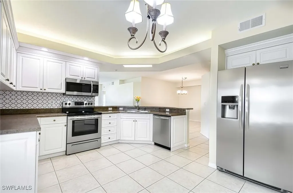 6804 Satinleaf Road S Naples FL 34109