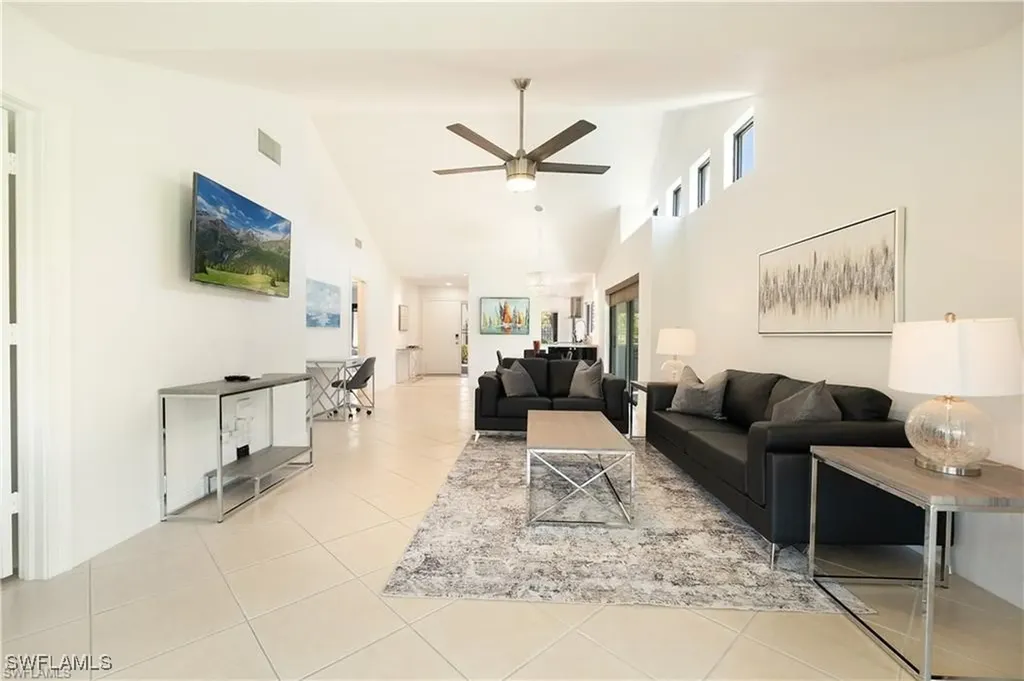 845 Reef Point Circle Naples FL 34108