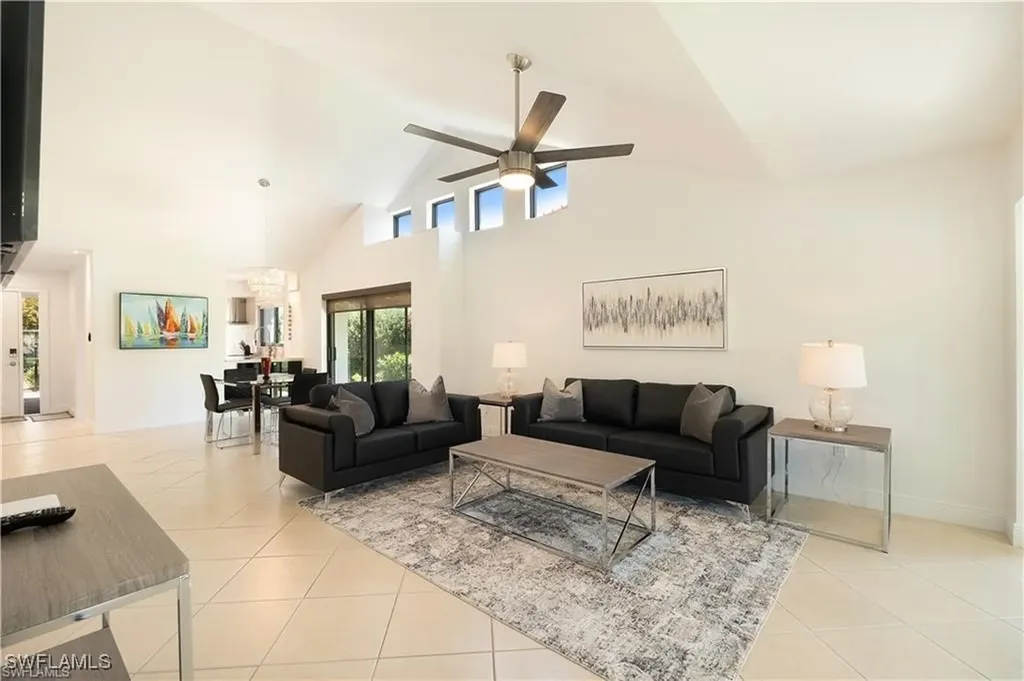 845 Reef Point Circle Naples FL 34108