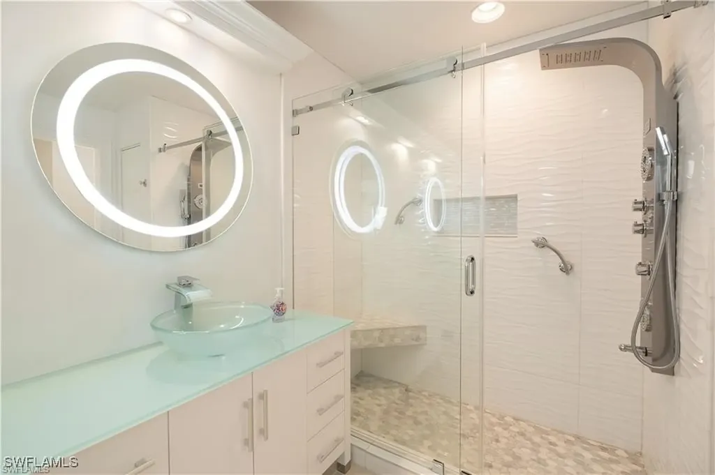 845 Reef Point Circle Naples FL 34108