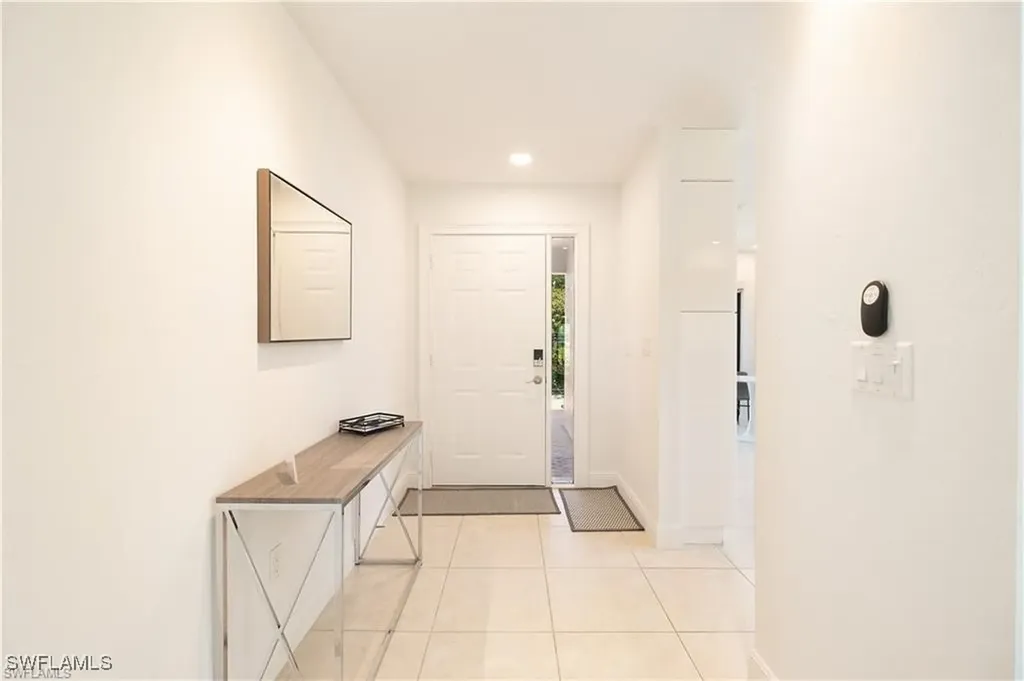 845 Reef Point Circle Naples FL 34108