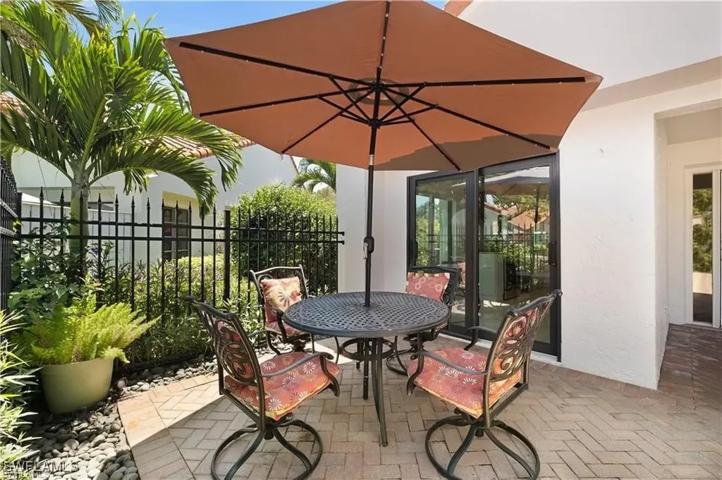 845 Reef Point Circle Naples FL 34108