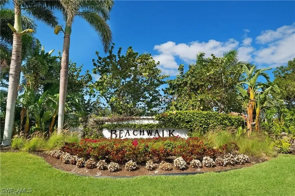 845 Reef Point Circle Naples FL 34108