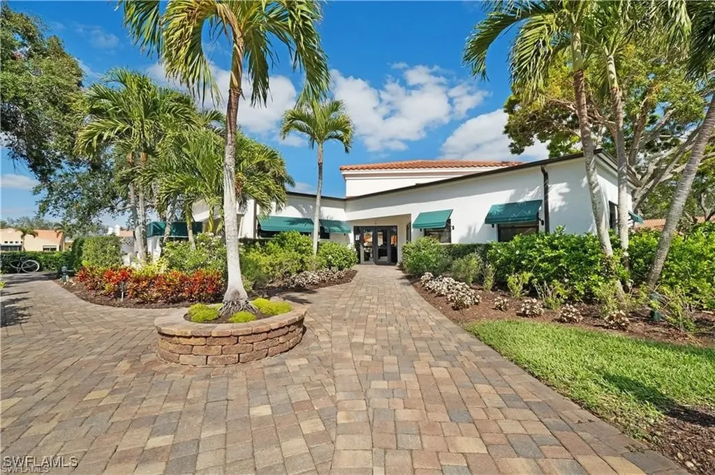 845 Reef Point Circle Naples FL 34108