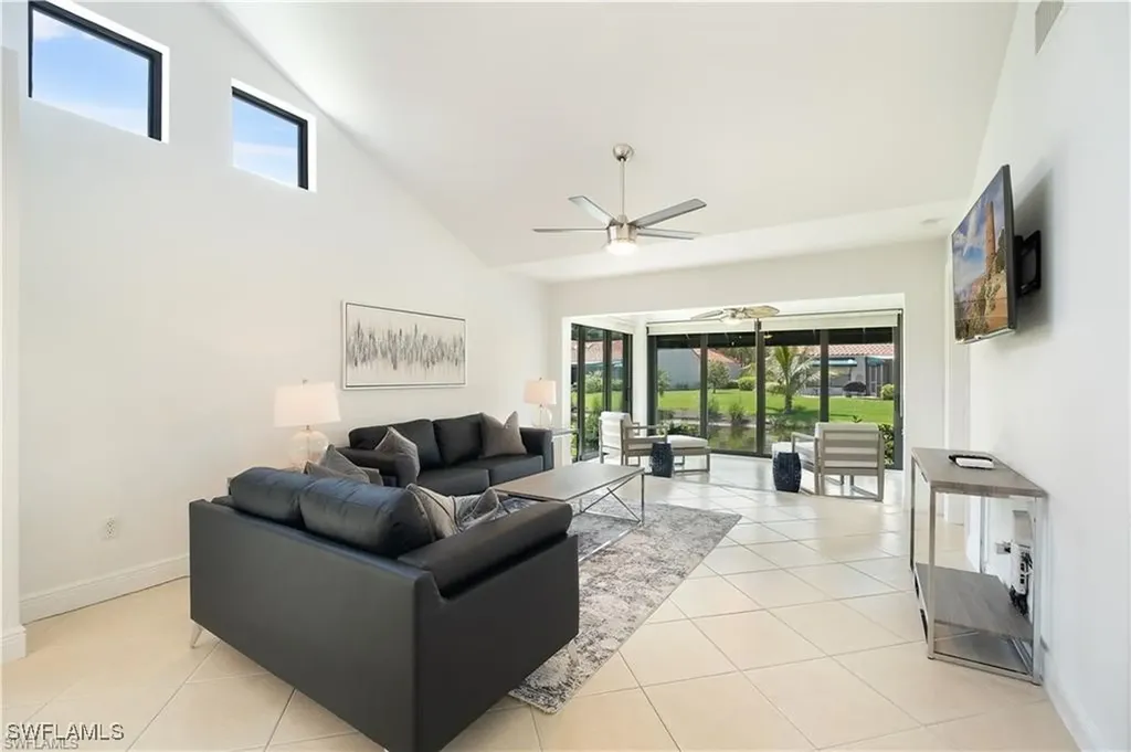 845 Reef Point Circle Naples FL 34108