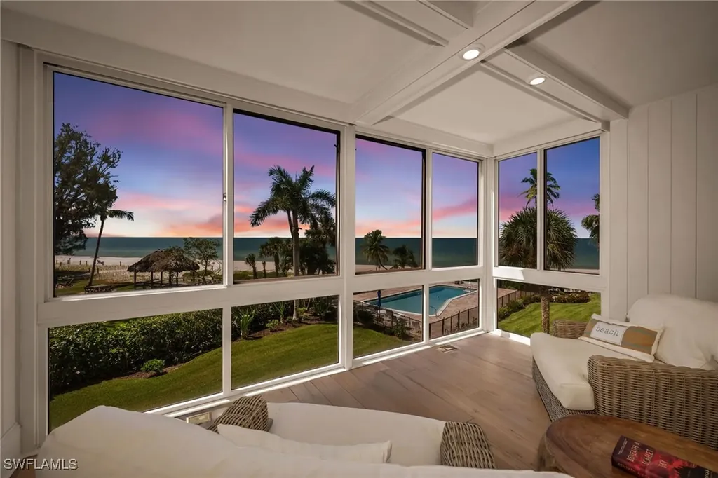 2121 Gulf Shore Boulevard N Naples FL 34102