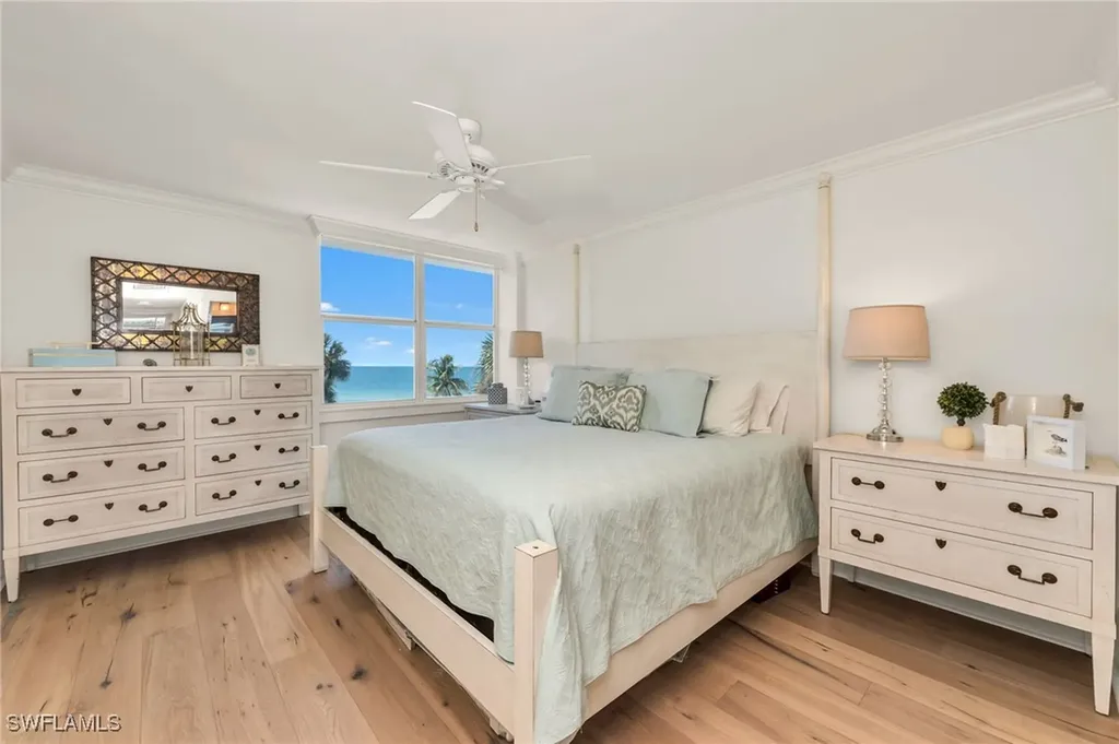 2121 Gulf Shore Boulevard N Naples FL 34102