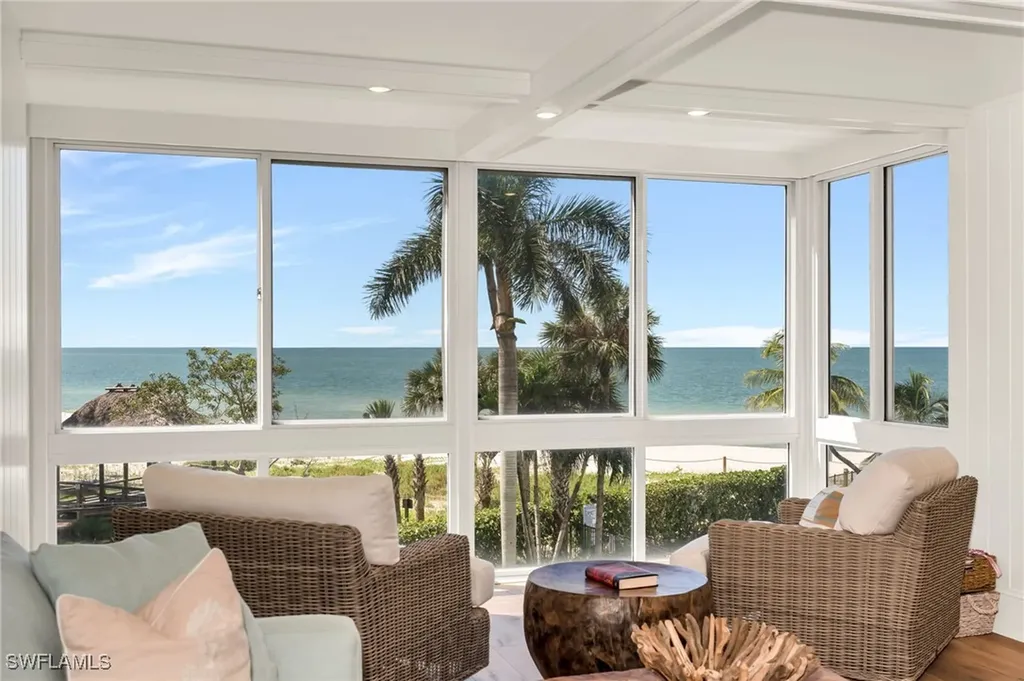 2121 Gulf Shore Boulevard N Naples FL 34102