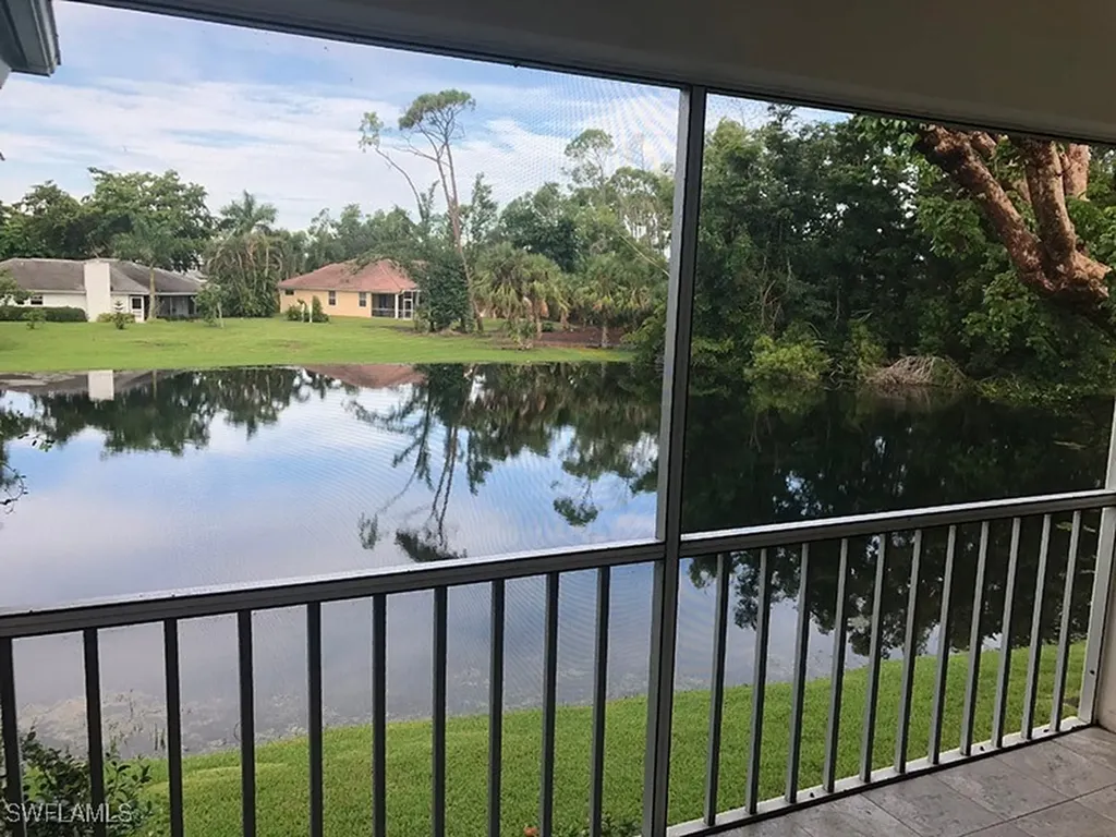 Naples FL, 113 Bobolink Way, Unit 113B