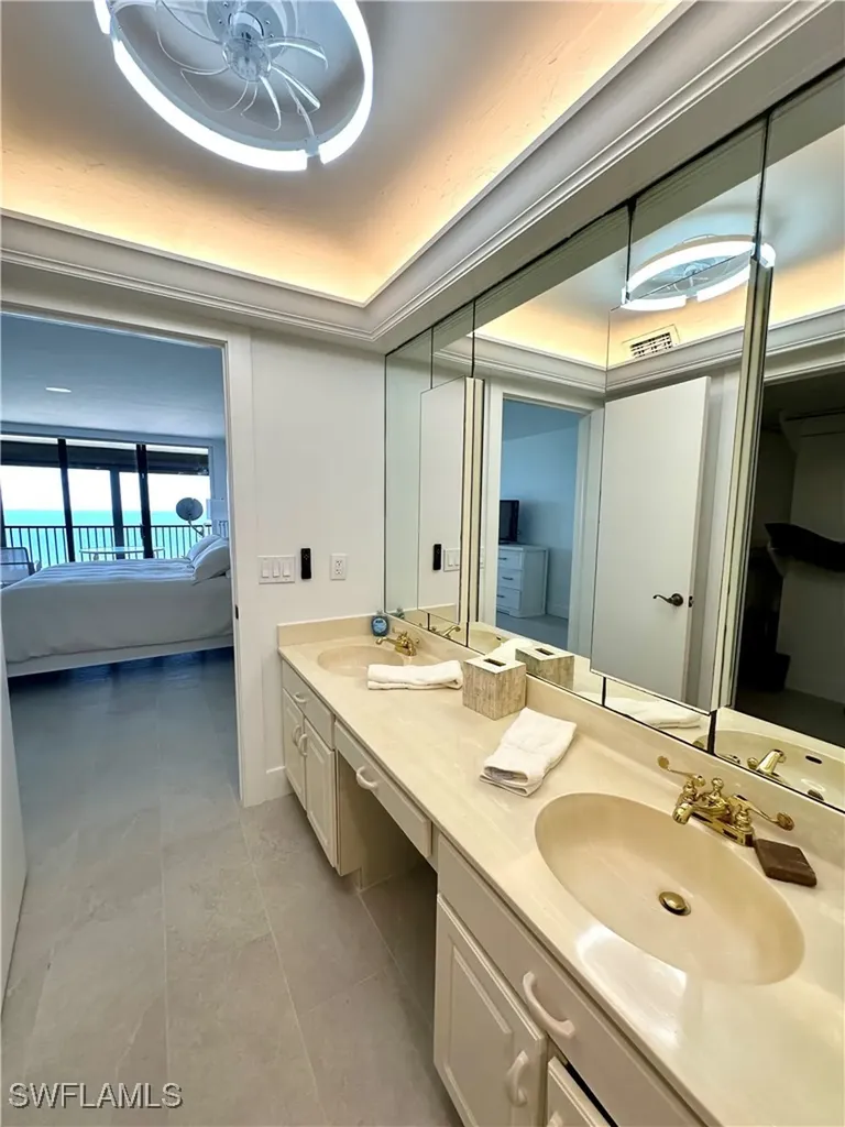 10951 Gulf Shore Drive Naples FL 34108