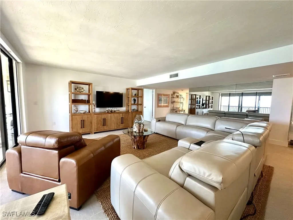10951 Gulf Shore Drive Naples FL 34108