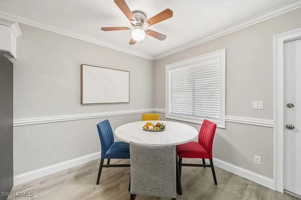 4635 Bayshore Drive Naples FL 34112