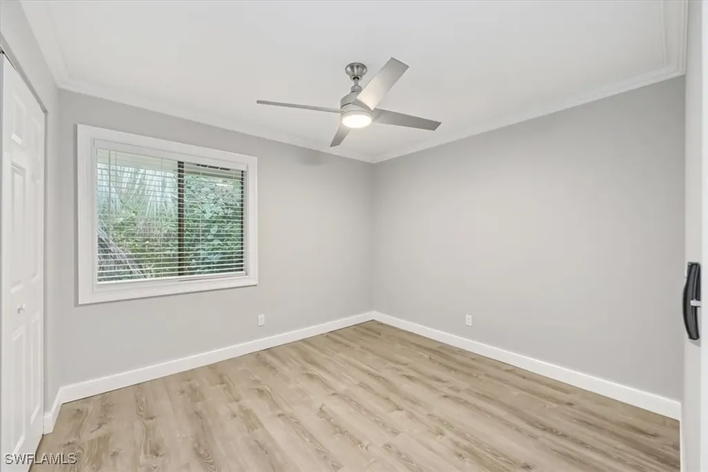 4635 Bayshore Drive Naples FL 34112