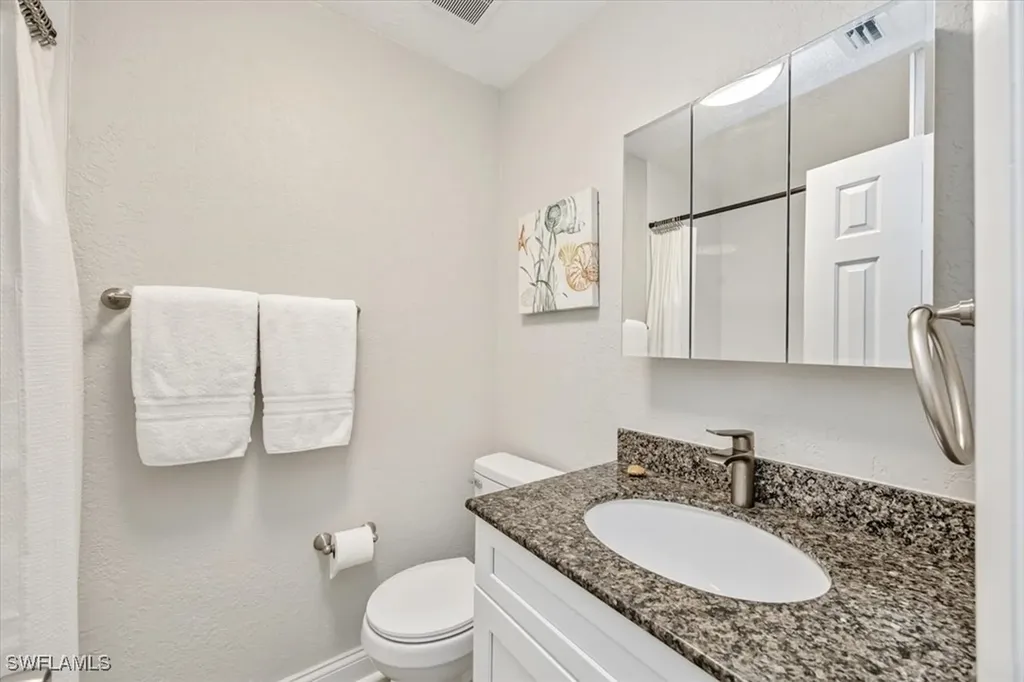 4635 Bayshore Drive Naples FL 34112