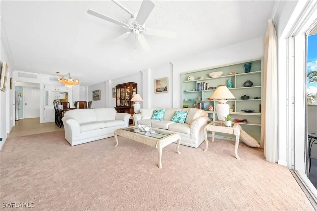 1977 Gulf Shore Boulevard N Naples FL 34102