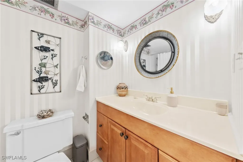 1977 Gulf Shore Boulevard N Naples FL 34102