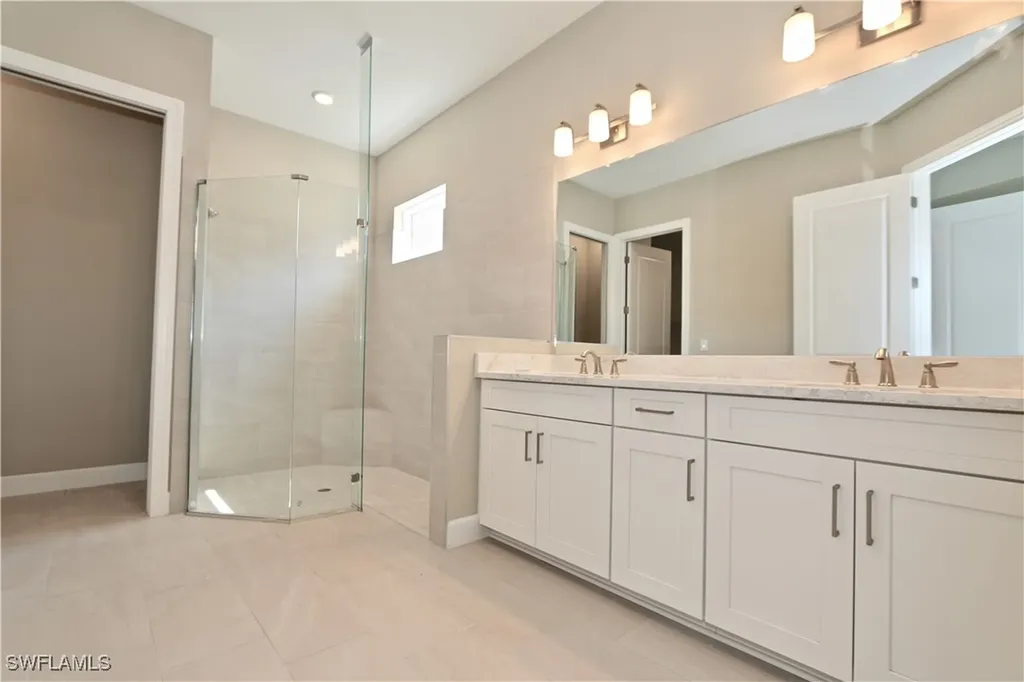 8437 Rosa Court Naples FL 34114