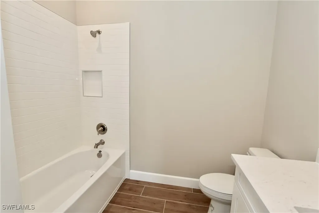 8437 Rosa Court Naples FL 34114