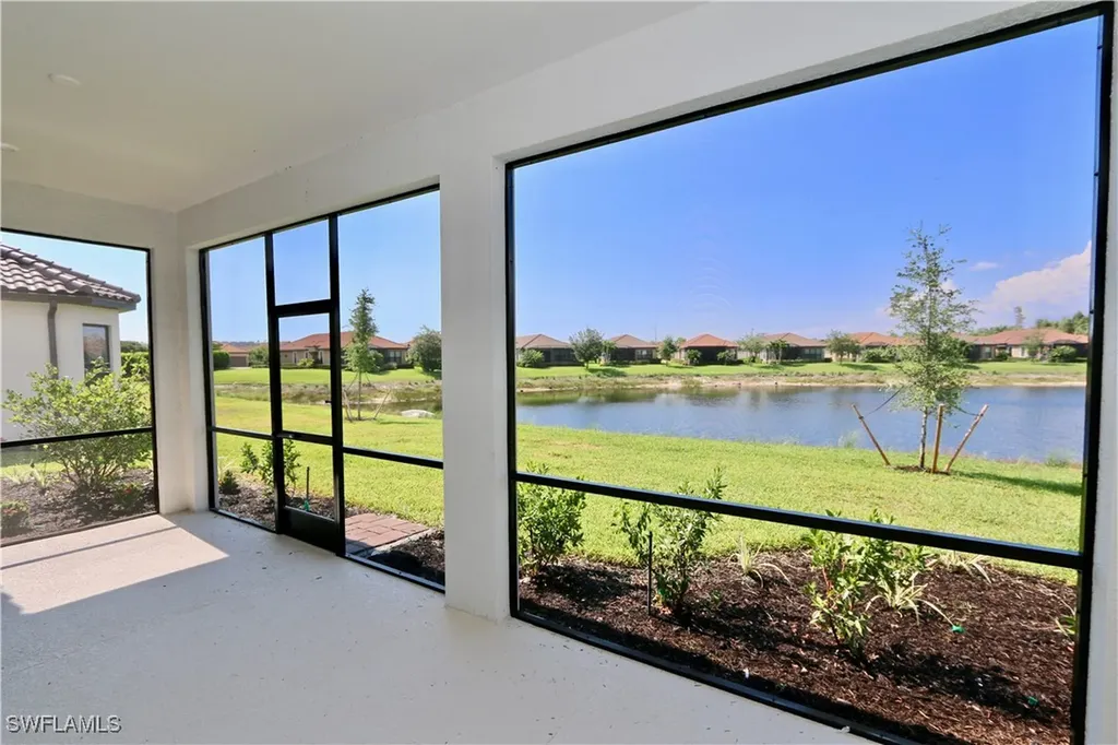 8437 Rosa Court Naples FL 34114